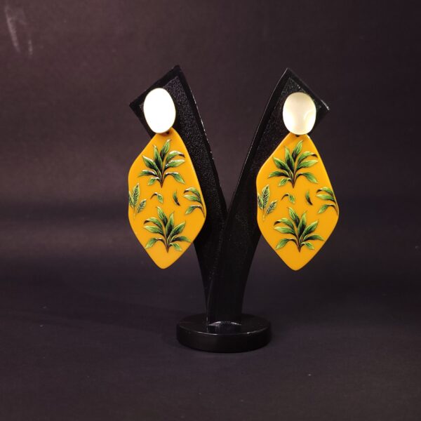 Trendy Yellow Modern Acrylic Earrings Stylish Dangles for Everyday Wear - Image 5