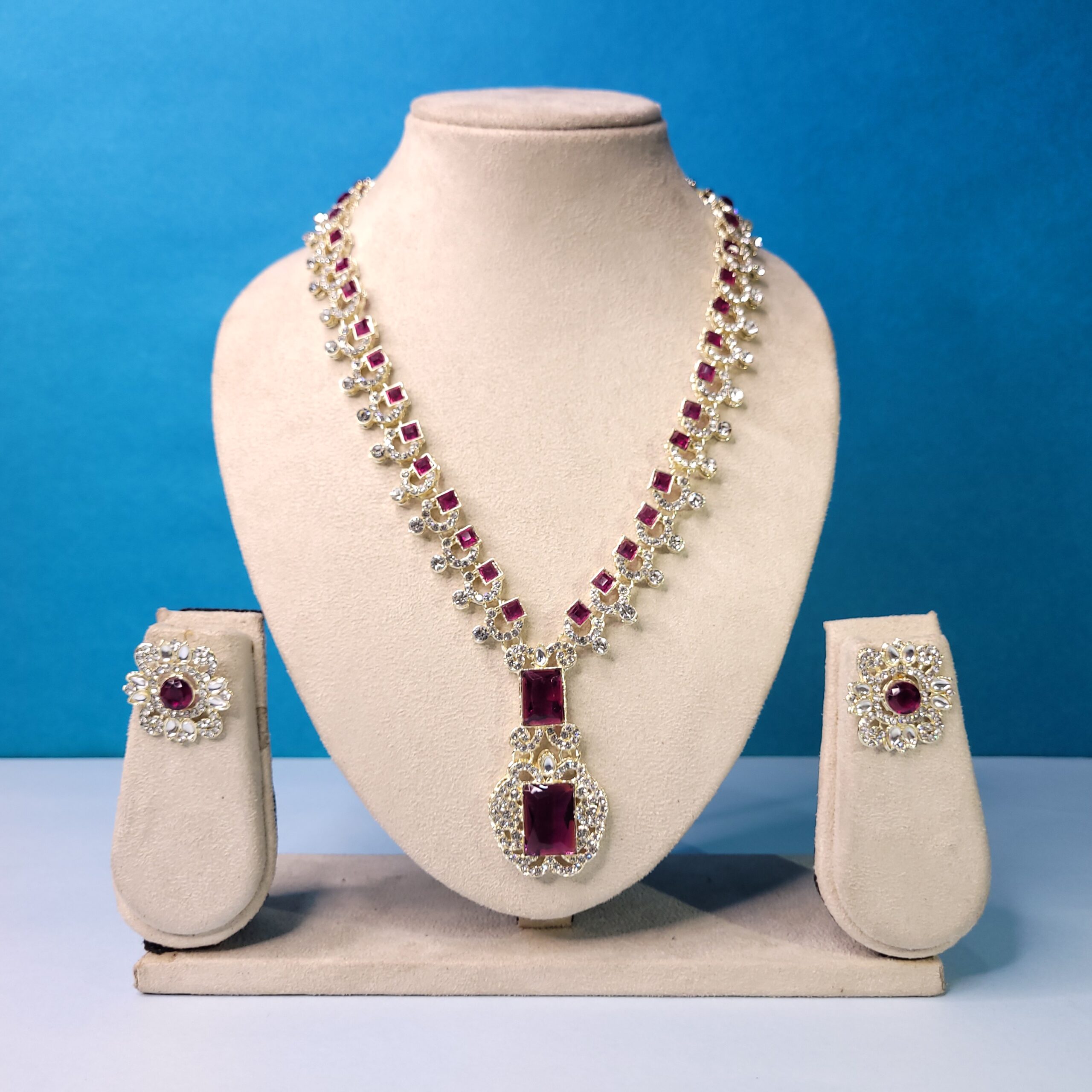 Wine-Colored Emerald Elegance Necklace & Earrings Set – Luxury Statement Jewelry