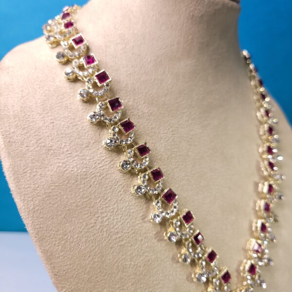 Wine-Colored Emerald Elegance Necklace & Earrings Set – Luxury Statement Jewelry - Image 4