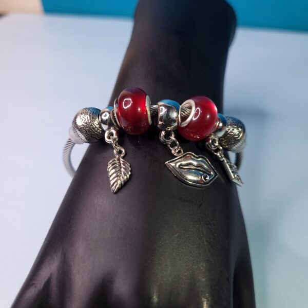 Red Beads & Emoji Adjustable Bracelet – Trendy Charm Jewelry for Women & Girls - Image 2