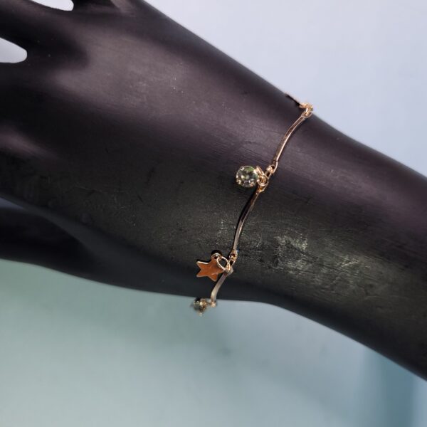 Sleek Adjustable Chain Bracelet – Stylish Everyday Jewelry & Gift for Women - Image 2