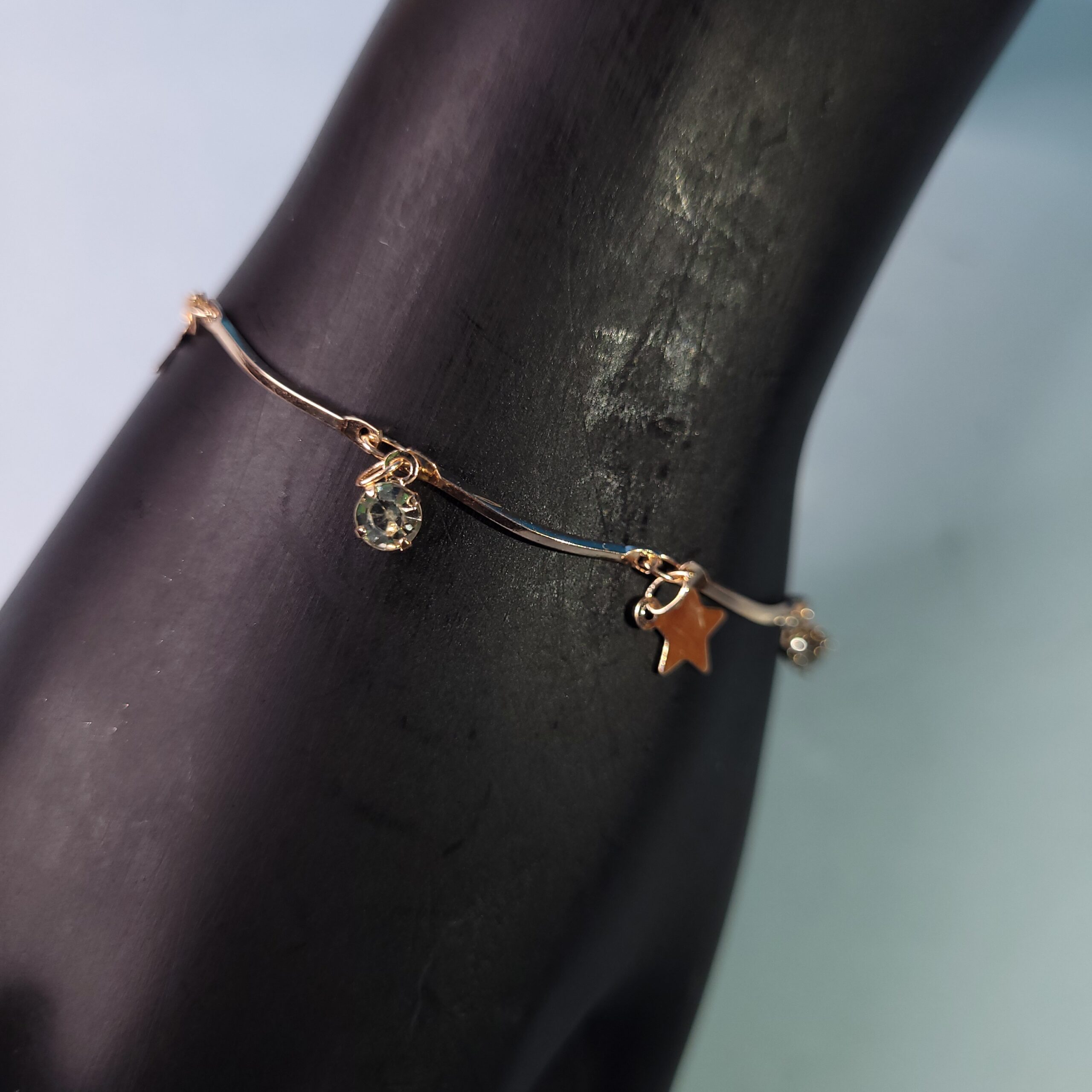 Sleek Adjustable Chain Bracelet – Stylish Everyday Jewelry & Gift for Women