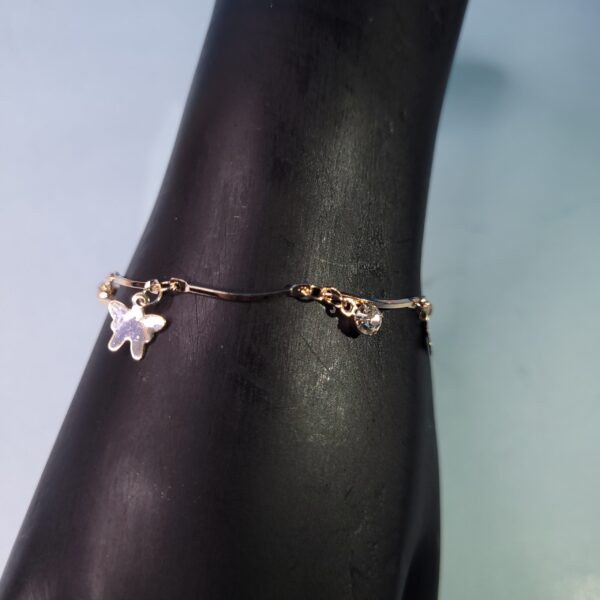 Minimalist Sleek Chain Bracelet – Adjustable Fashion Jewelry for Women & Teens
