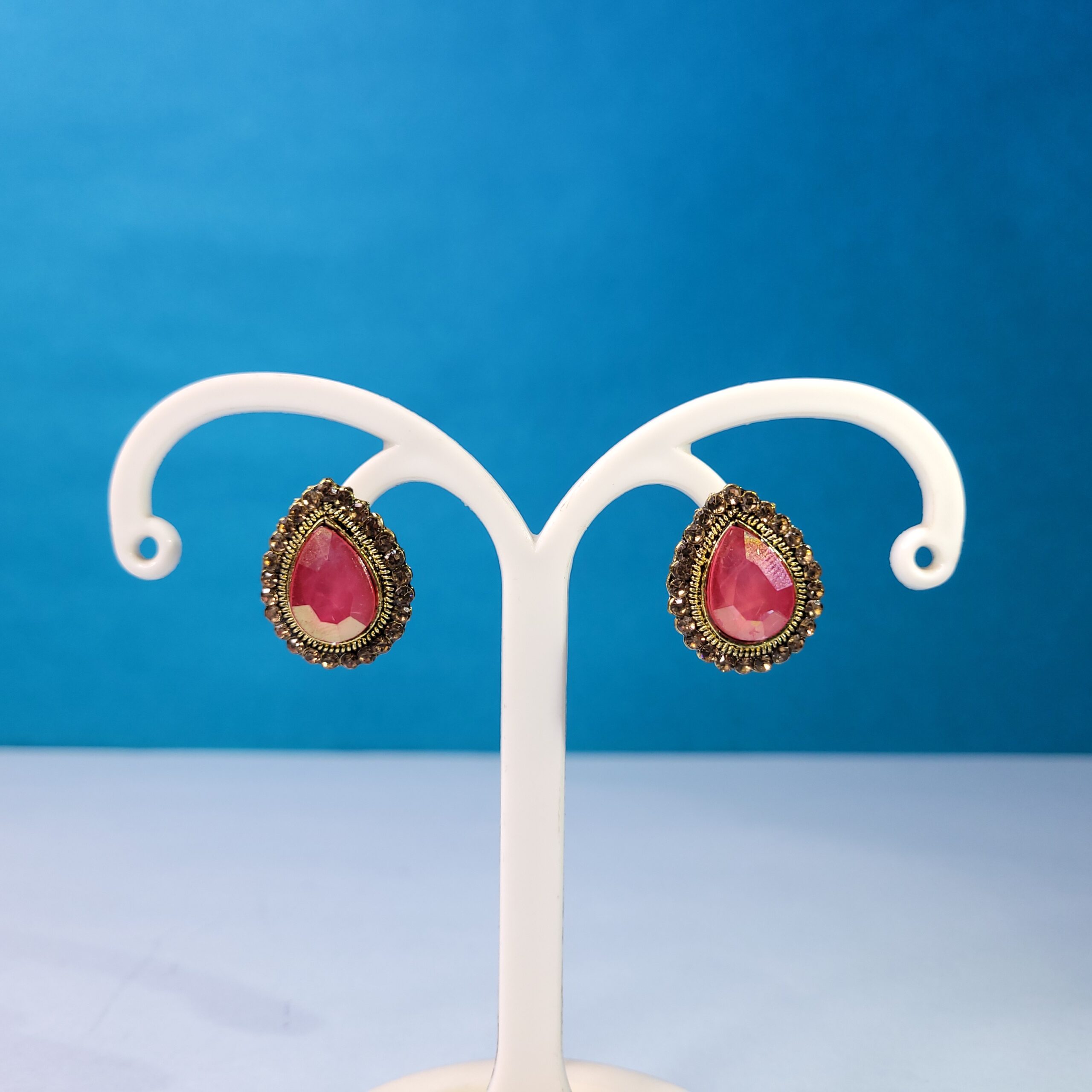 Stylish Stone Leaf Stud Earrings Pink Elegant Earrings for Women